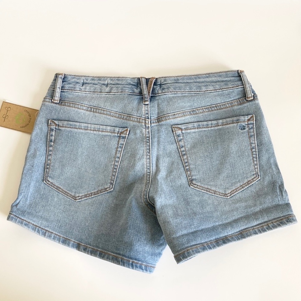Jessica Simpson Midrise Cuff Shorts - Picture 5 of 11